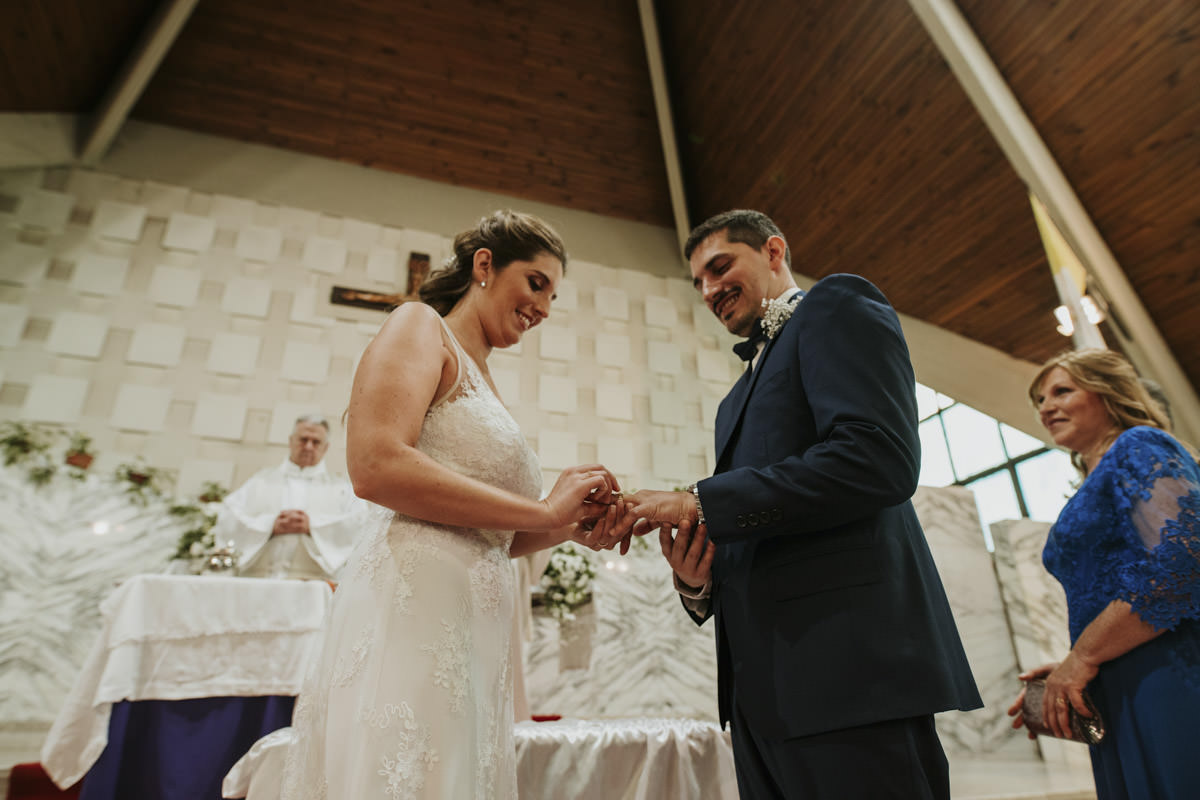 fotos de boda en mar del plata de dia por nostra fotografia iglesia cristo rey