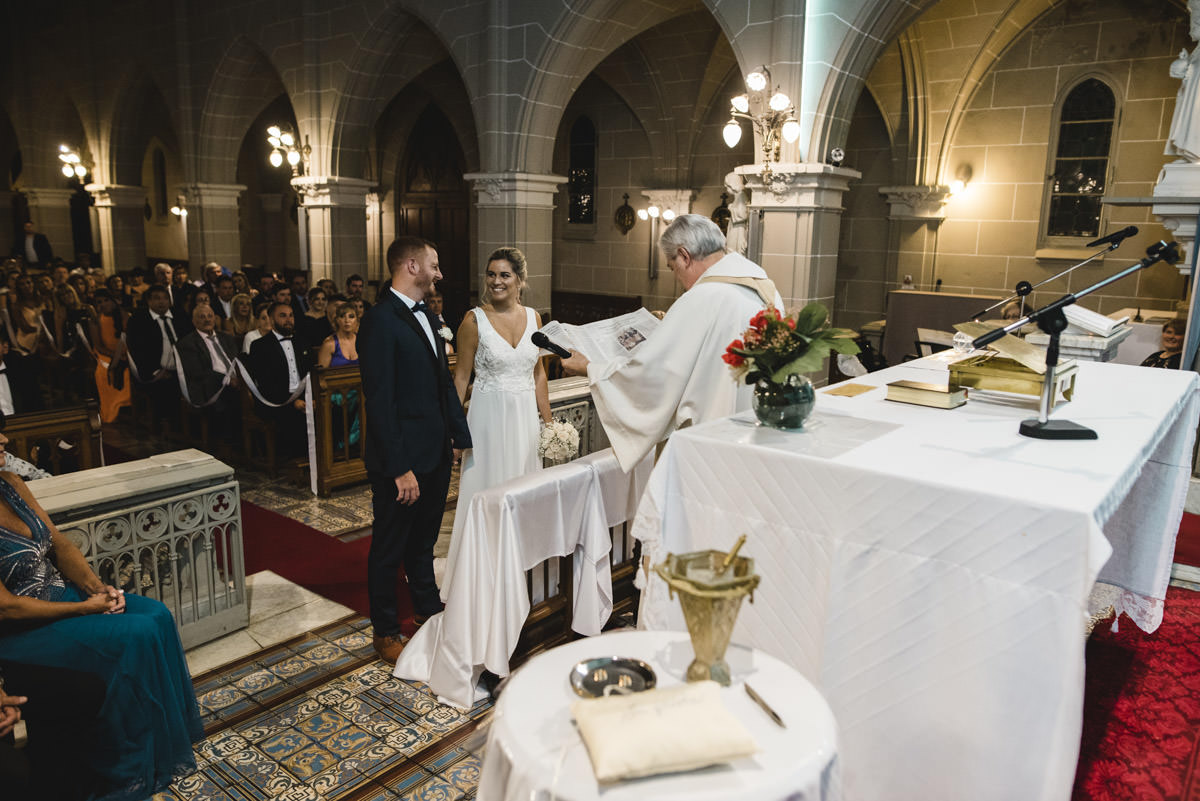 ceremonia boda iglesia stella maris en mar del plata por nostra fotografia
